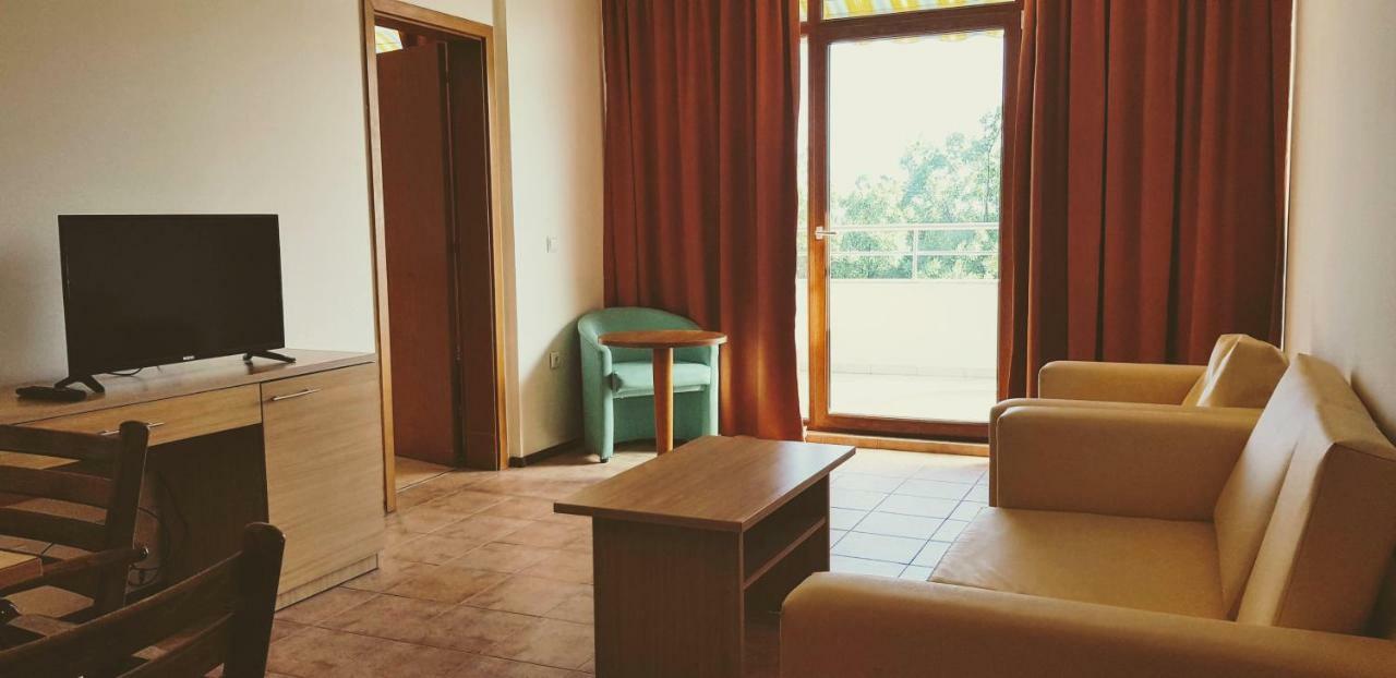 Kaya Apartments Slăntjev Brjag Exteriör bild